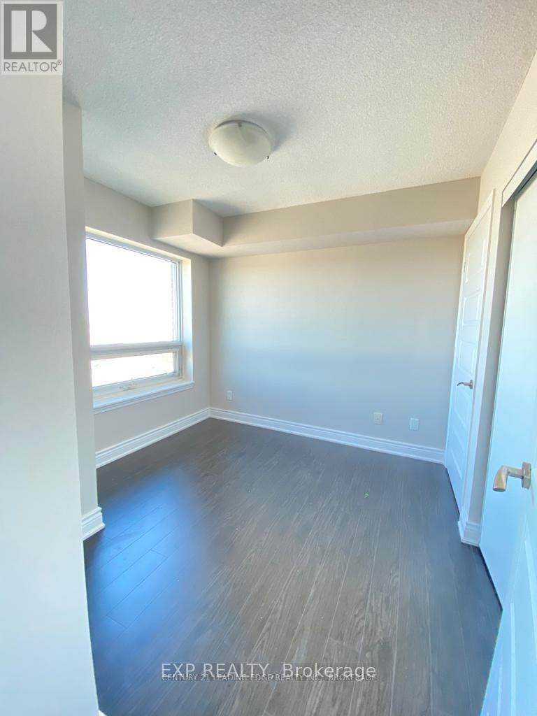 1610 - 215 Queen Street E, Brampton, Ontario  L6W 0A9 - Photo 18 - W11937975