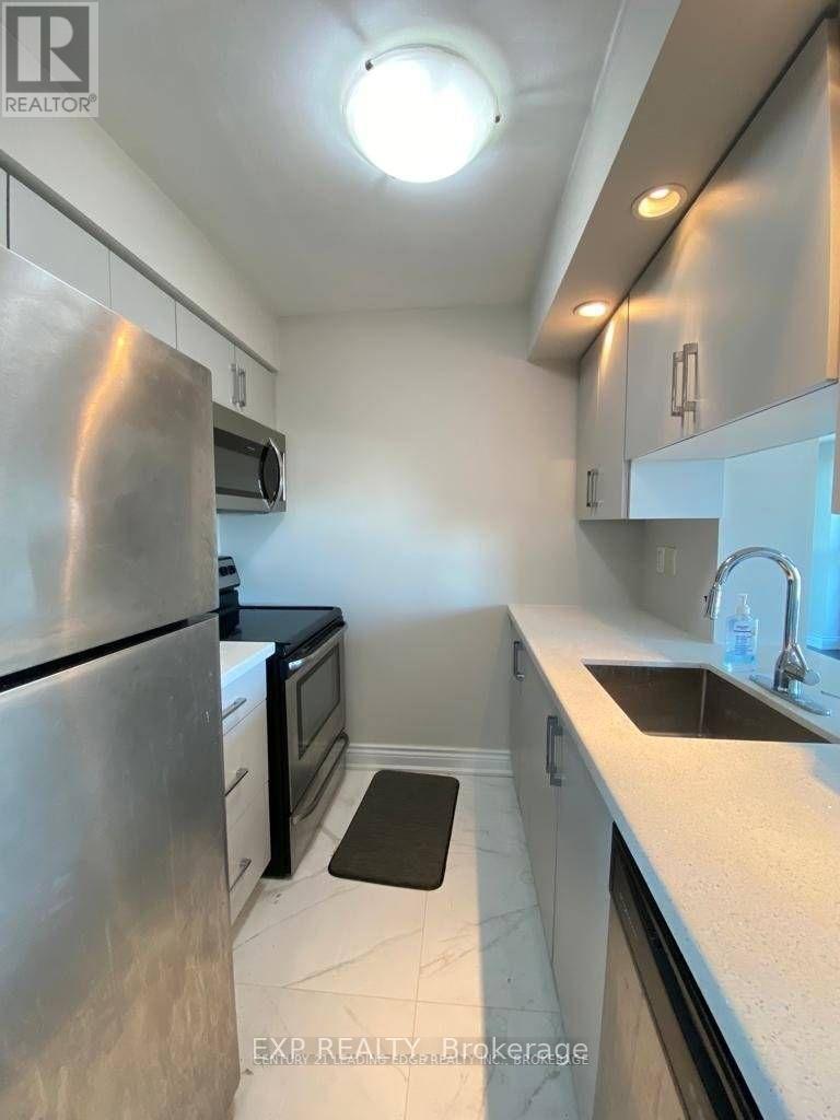 1610 - 215 Queen Street E, Brampton, Ontario  L6W 0A9 - Photo 7 - W11937975